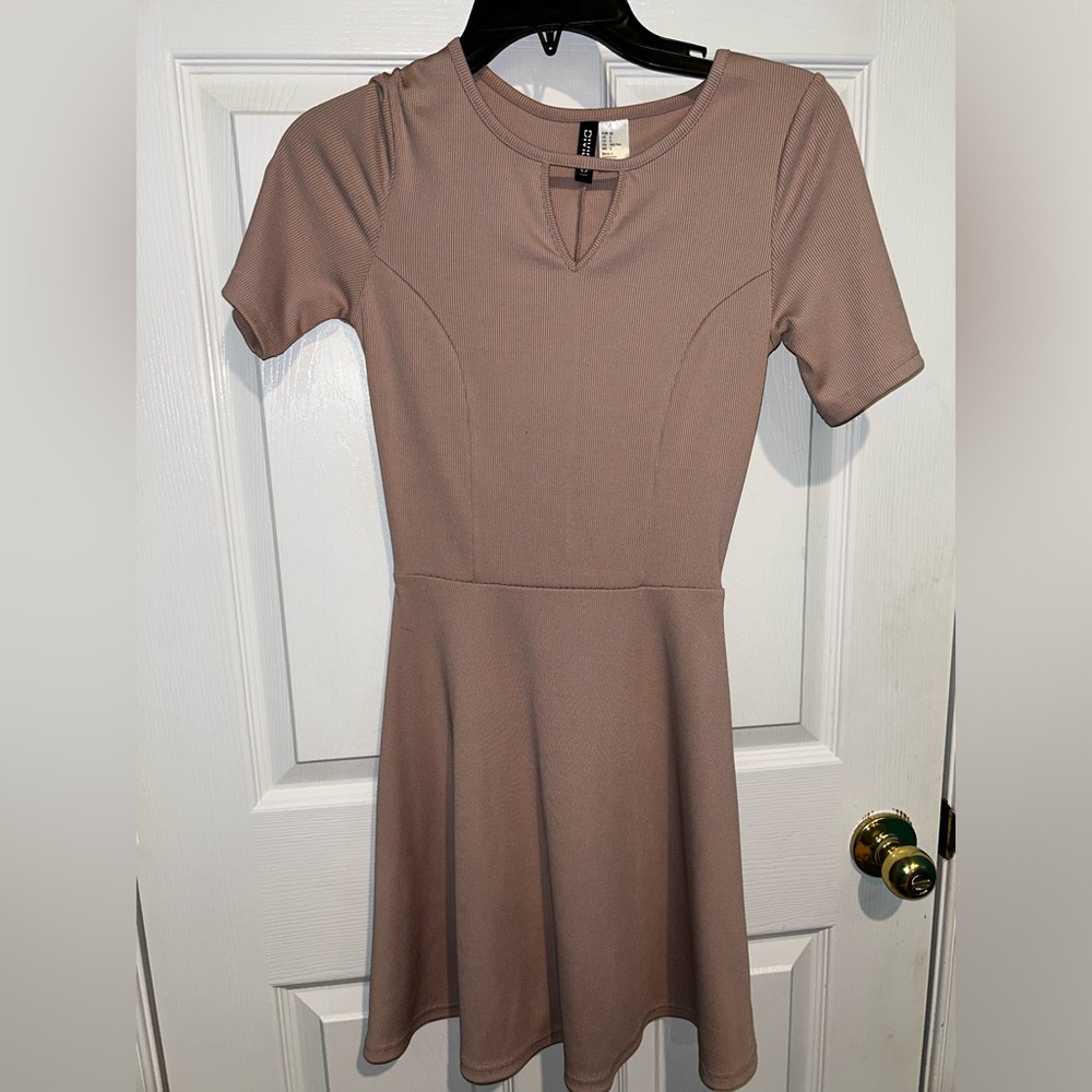 Pink pastel short sleeved dress, xs/s, forever 21